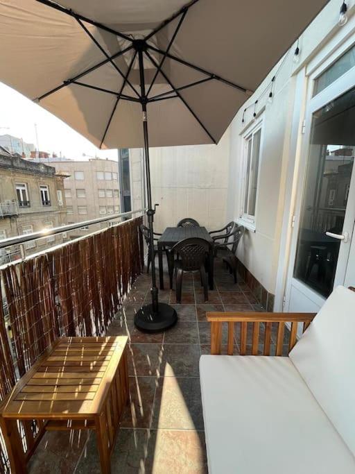 Appartamento Atico Vintage Con Terraza Vigo Esterno foto